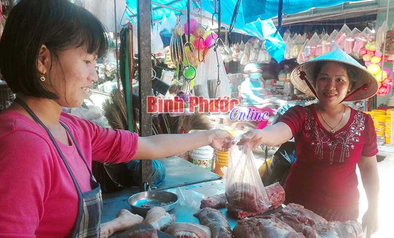 Giá heo tăng, kẻ mừng, người lo Giá heo tăng, kẻ mừng, người lo