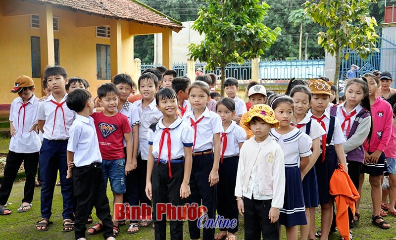 Giải quyết khúc mắc ở điểm trường Tân Bình Giải quyết khúc mắc ở điểm trường Tân Bình