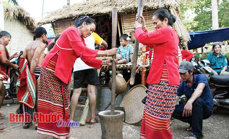 Gìn giữ, phát huy bản sắc văn hóa dân tộc S’tiêng