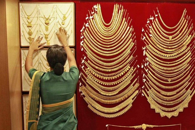goldjewelry.jpg