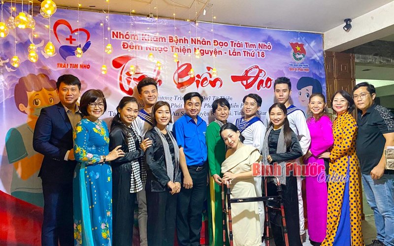 Gửi yêu thương nơi đảo xa