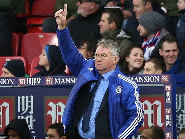 HLV Guus Hiddink nói gì sau chiến thắng tưng bừng của Chelsea? HLV Guus Hiddink nói gì sau chiến thắng tưng bừng của Chelsea?
