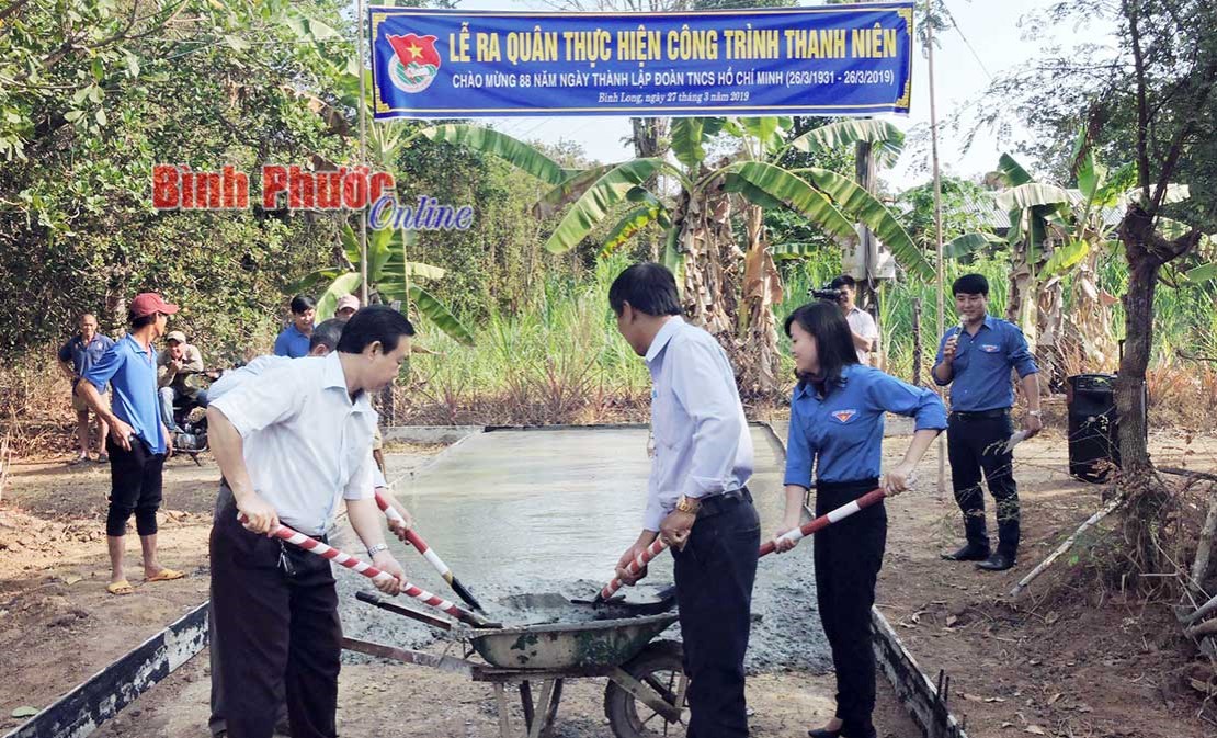 Sức trẻ Bình Long xây dựng nông thôn mới Sức trẻ Bình Long xây dựng nông thôn mới