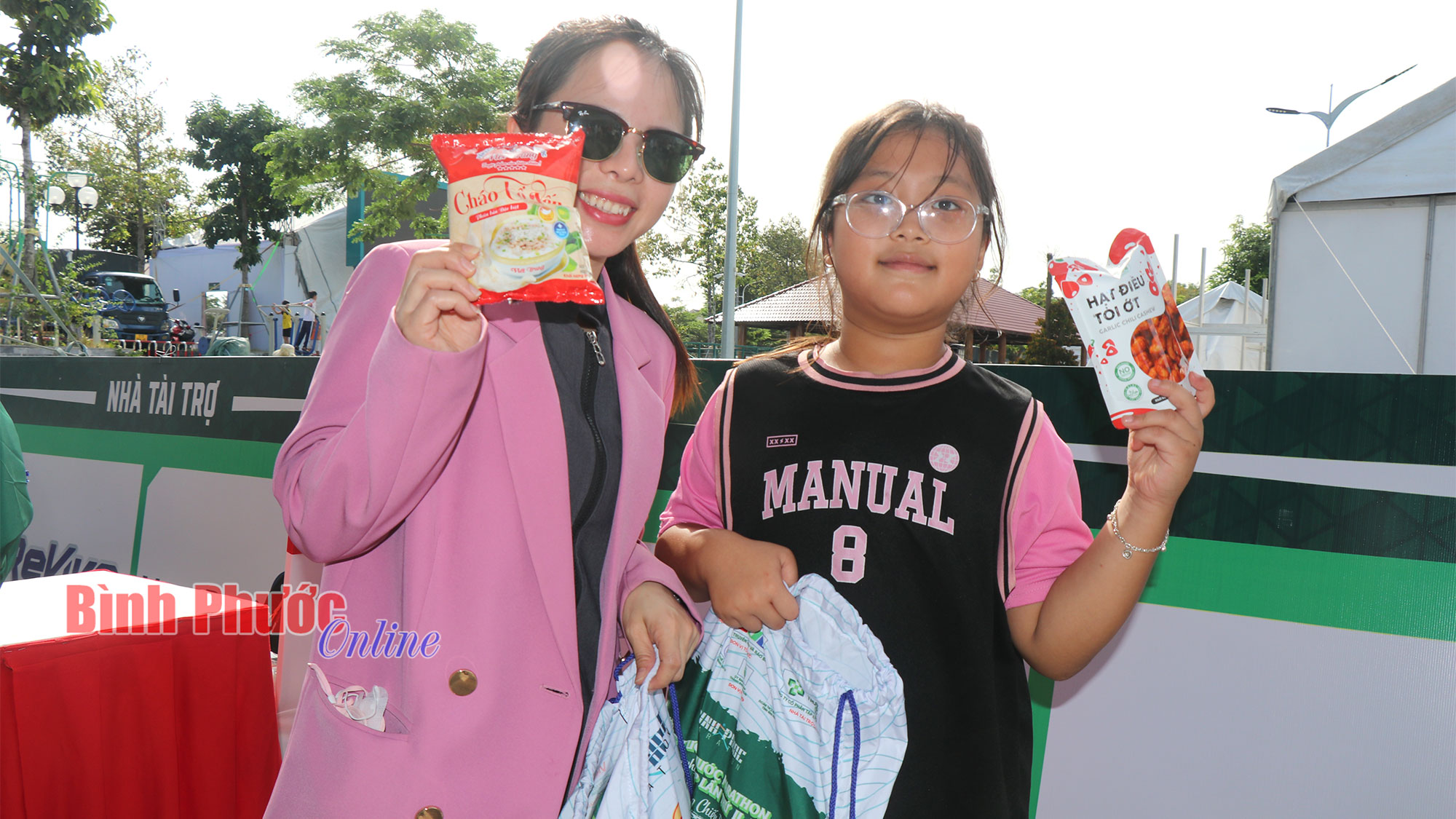 Hài lòng với chất lượng túi racekit