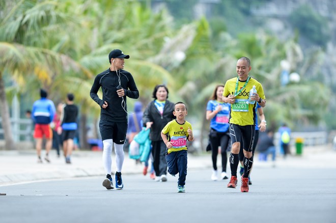 halongbayheritagemarathon18126112017072446.jpg