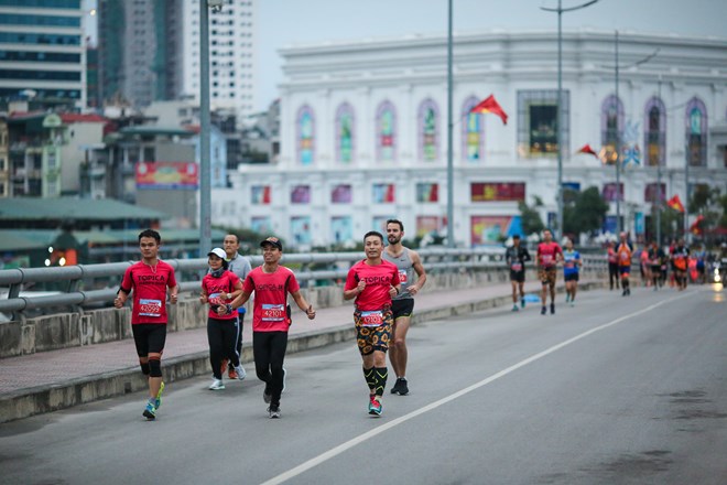 halongbayheritagemarathon3126112017072444.jpg