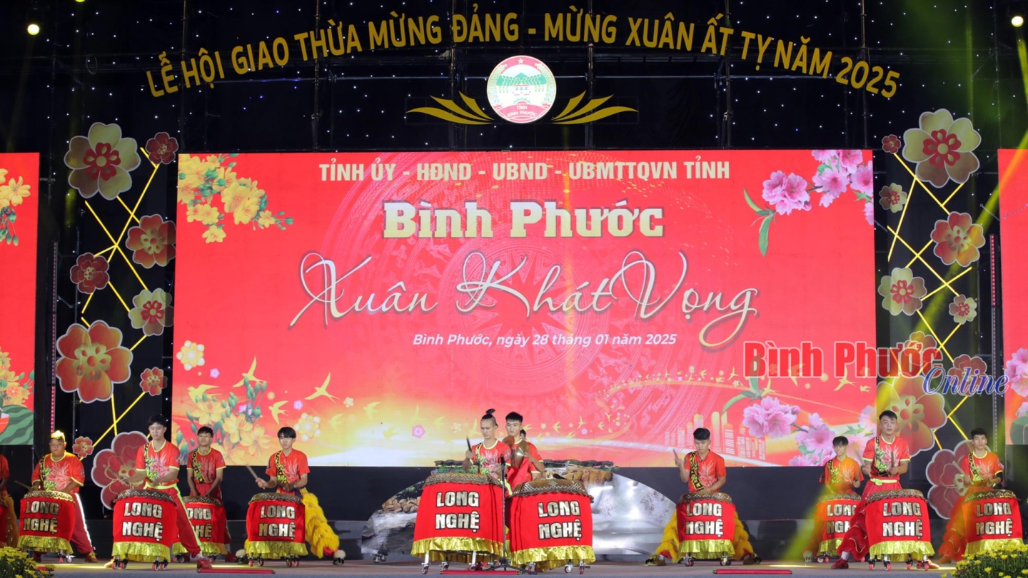 hinh_1_giao_thua_00534429012025.jpg
