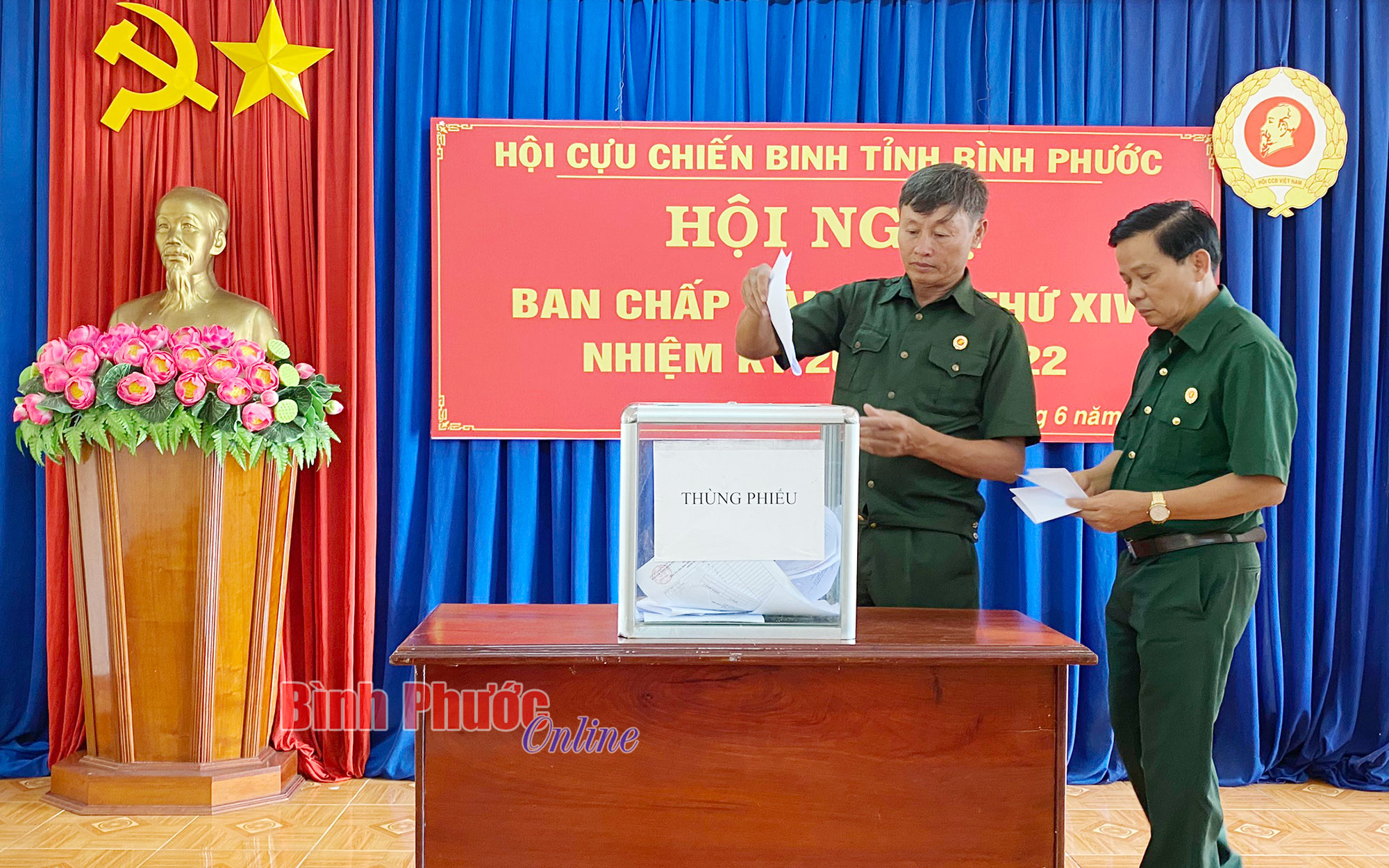 hinh_2_bo_phieu_tin_nhiem_16492614062022.jpg
