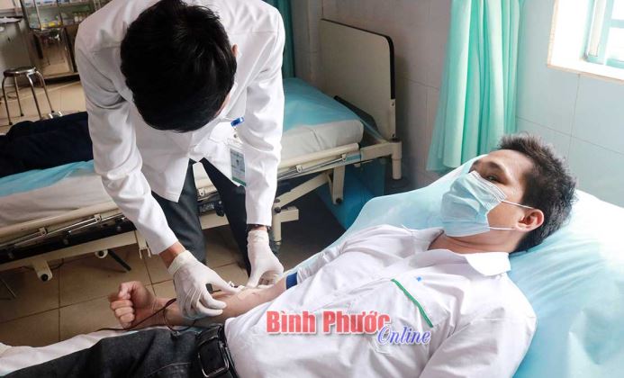 Nâng cao y đức phục vụ bệnh nhân thời Covid-19 Nâng cao y đức phục vụ bệnh nhân thời Covid-19