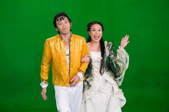 hoai-linh-lam-mc128062014114205.jpg