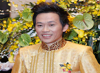 Hoài Linh gây choáng khi làm MC cho The Winner Is