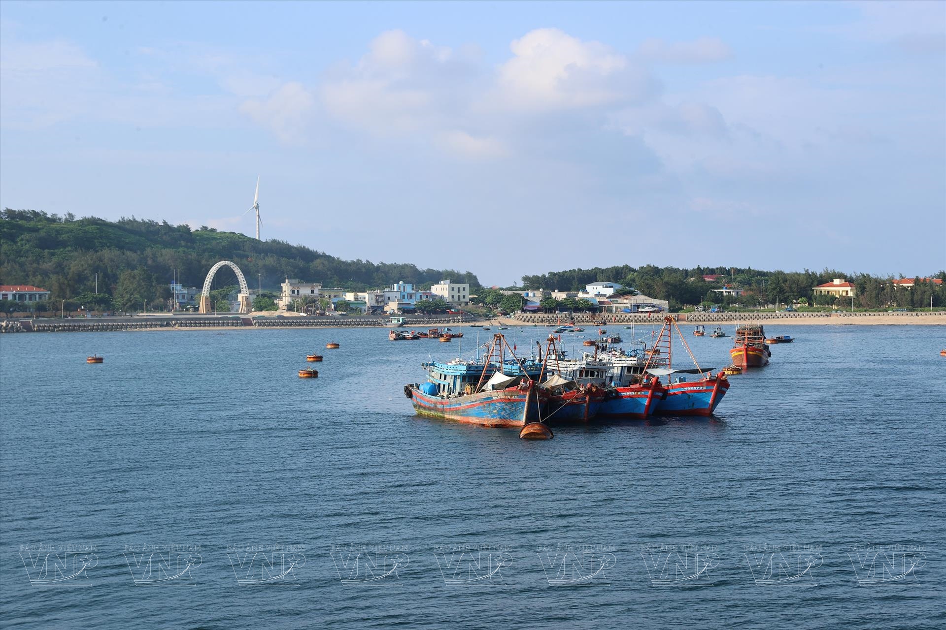 hoang-ha-bach-long-vi-18-10-16-10-4.jpg