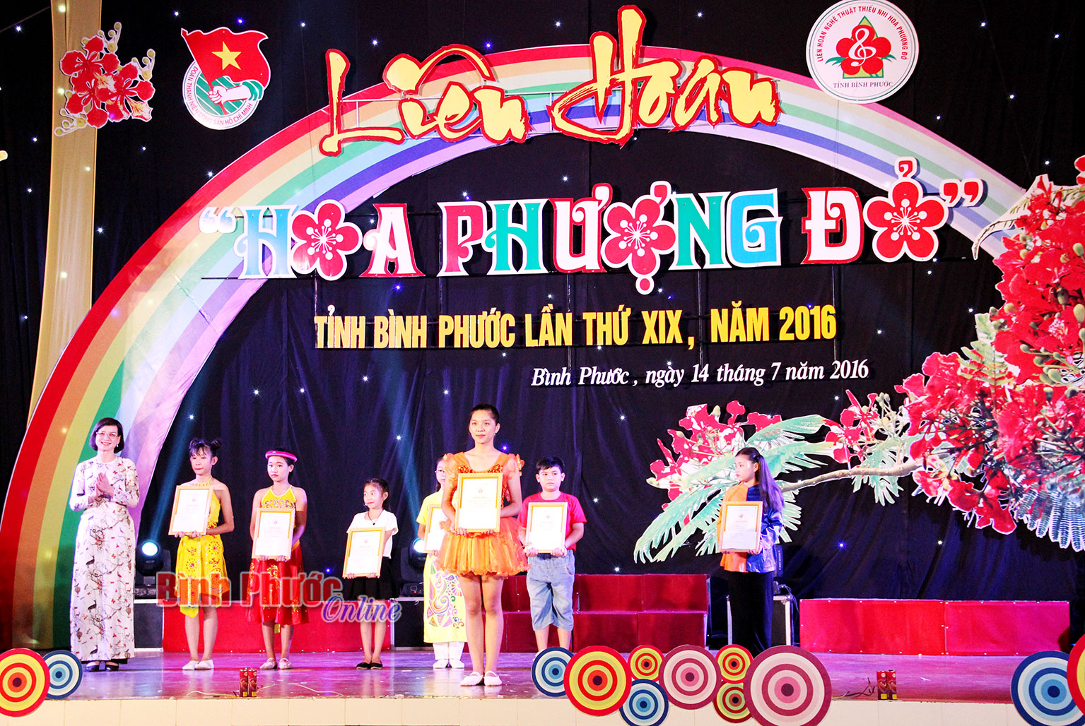 hoaphuongdo914072016104454.jpg