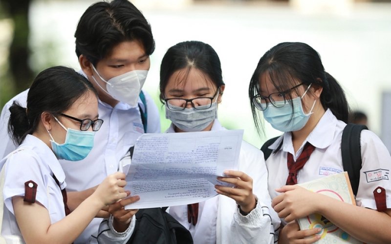 Học sinh, phụ huynh đều lo