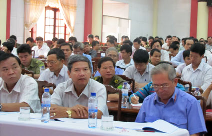 Năm 2011 phấn đấu thu ngân sách 2.400 tỷ đồng