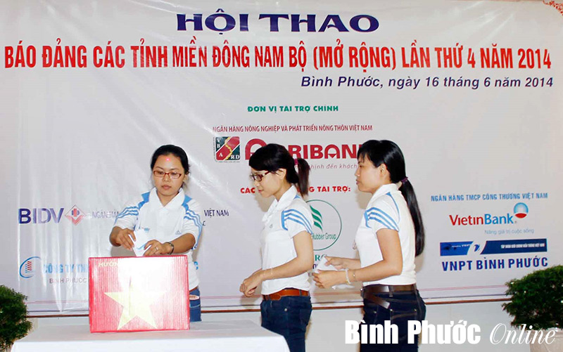 hoithao6.jpg