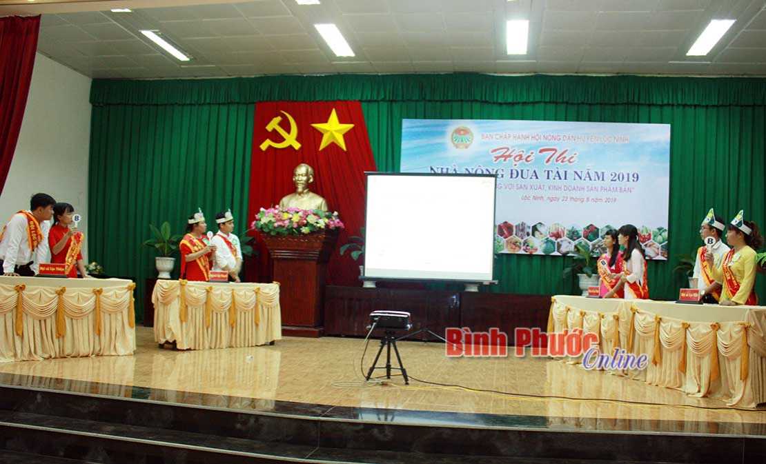 Lộc Ninh tổ chức hội thi nhà nông đua tài năm 2019 Lộc Ninh tổ chức hội thi nhà nông đua tài năm 2019