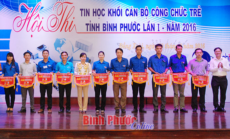 Khai mạc festival “Sáng tạo trẻ”