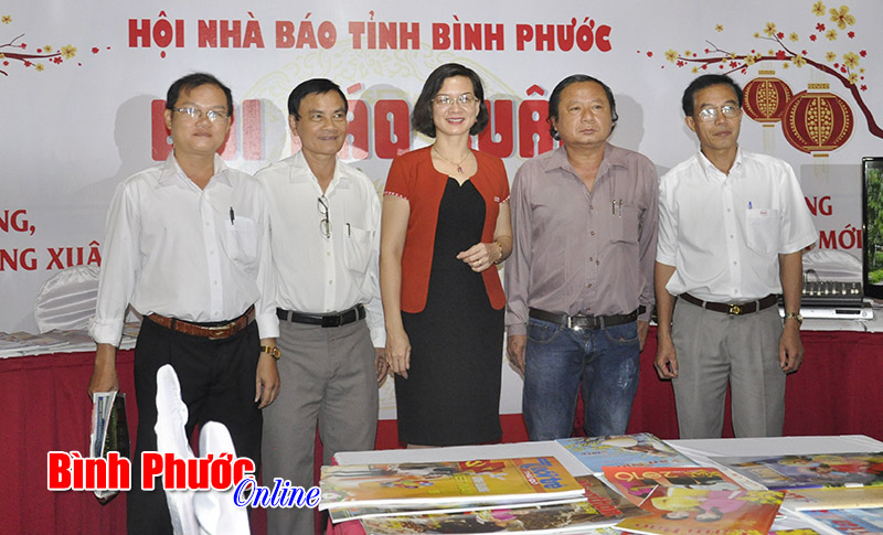 Khai mạc Hội báo xuân Bính Thân 2016