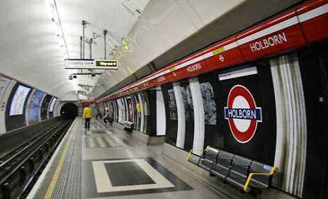 Nổ tại ga tàu điện ngầm ở London Nổ tại ga tàu điện ngầm ở London