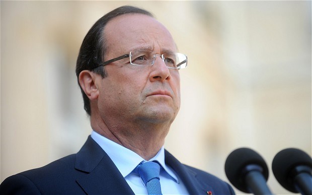 hollande08102016033211.jpg
