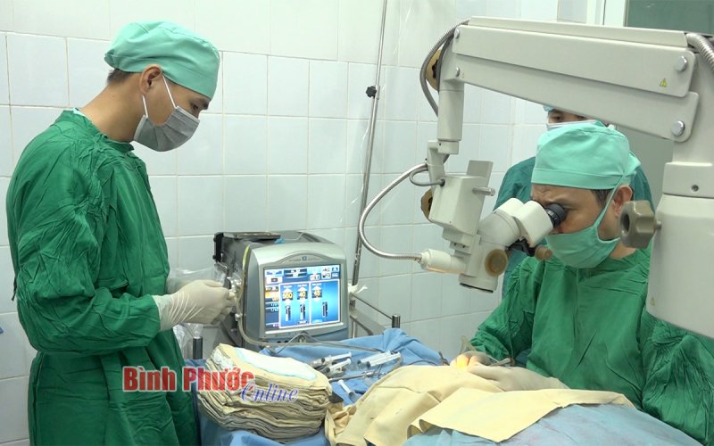Hơn 100 người được mổ mắt miễn phí Hơn 100 người được mổ mắt miễn phí