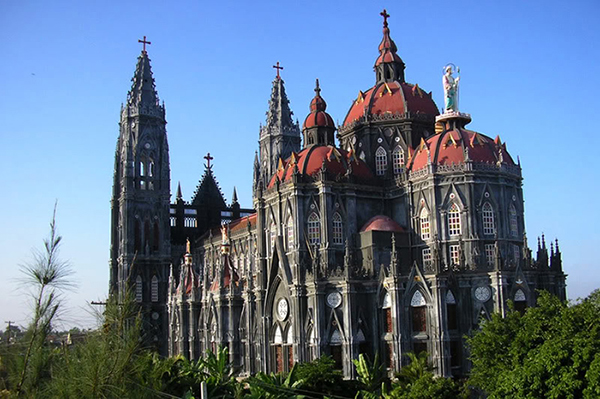 hung20nghia20cathedral20-20imgur-122062014022425.jpg