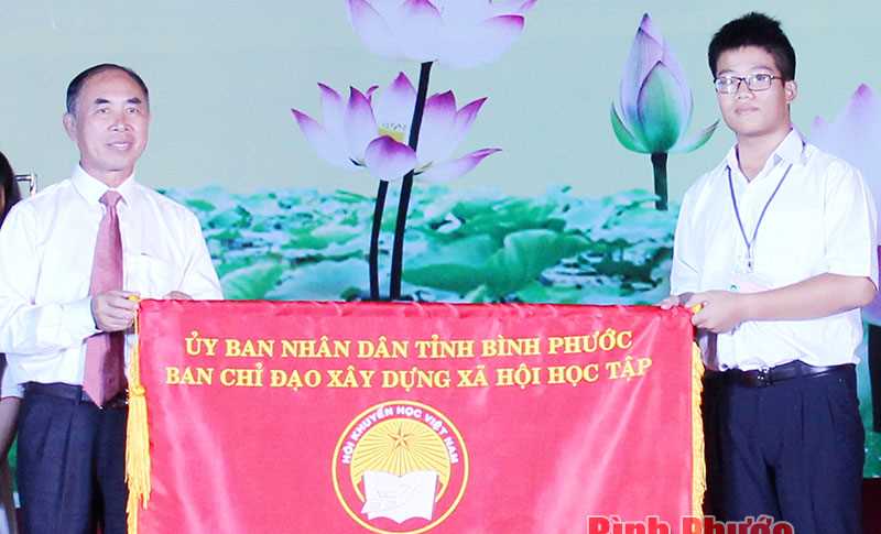 Phát động Tuần lễ hưởng ứng học tập suốt đời Phát động Tuần lễ hưởng ứng học tập suốt đời