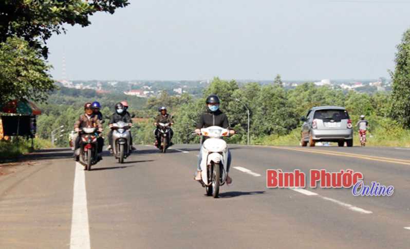 Đi không đúng phần đường Đi không đúng phần đường