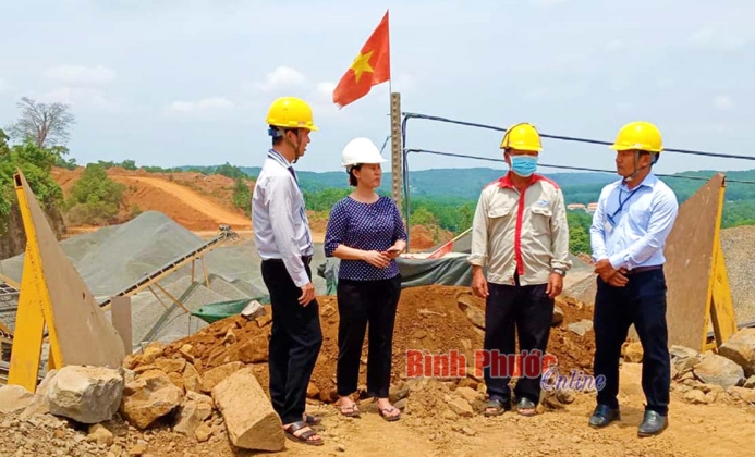 An toàn trong khai thác đá - không chỉ có chủ doanh nghiệp An toàn trong khai thác đá - không chỉ có chủ doanh nghiệp