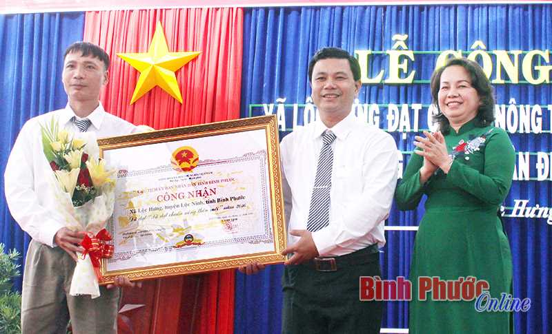 Niềm vui xã nông thôn mới đầu tiên ở Lộc Ninh Niềm vui xã nông thôn mới đầu tiên ở Lộc Ninh