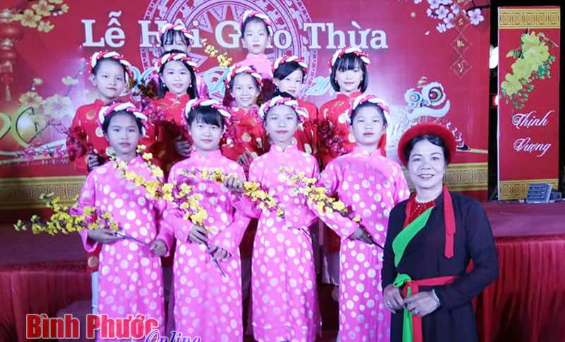 Đồng Phú tổ chức 5 đêm văn nghệ mừng Đảng, mừng xuân Đồng Phú tổ chức 5 đêm văn nghệ mừng Đảng, mừng xuân