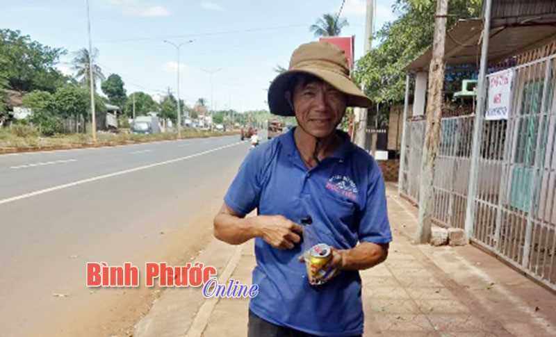 Cải thiện thu nhập từ thu gom ve chai Cải thiện thu nhập từ thu gom ve chai
