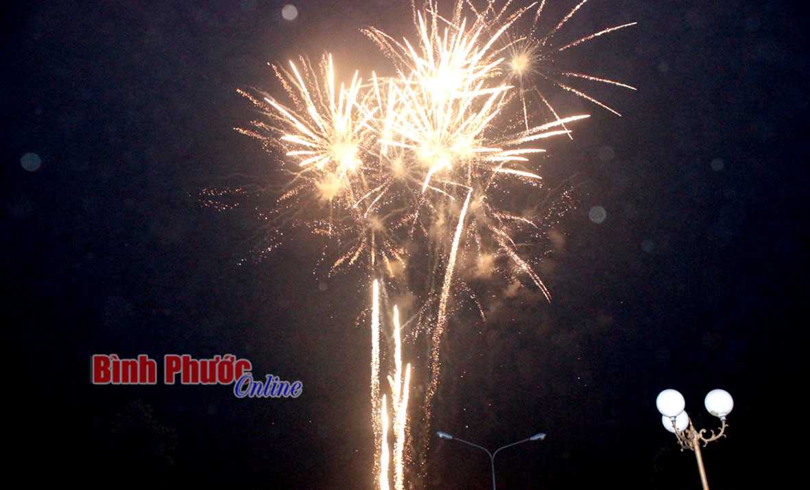 Sẽ bắn pháo hoa đêm giao thừa mừng xuân Kỷ Hợi 2019