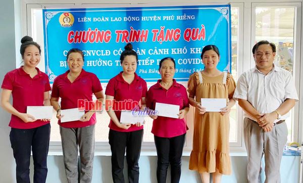 Giám sát thực hiện chính sách hỗ trợ người dân khó khăn do dịch Covid-19