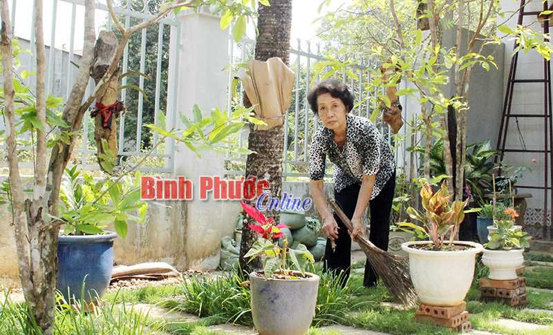 Mô hình “Nhà tôi xanh - sạch - đẹp” của phụ nữ Hưng Thịnh Mô hình “Nhà tôi xanh - sạch - đẹp” của phụ nữ Hưng Thịnh