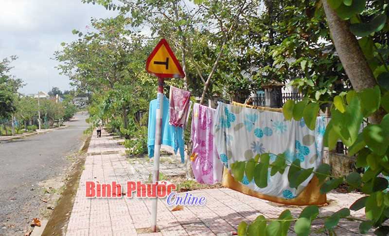 Còn đâu phố thị văn minh? Còn đâu phố thị văn minh?