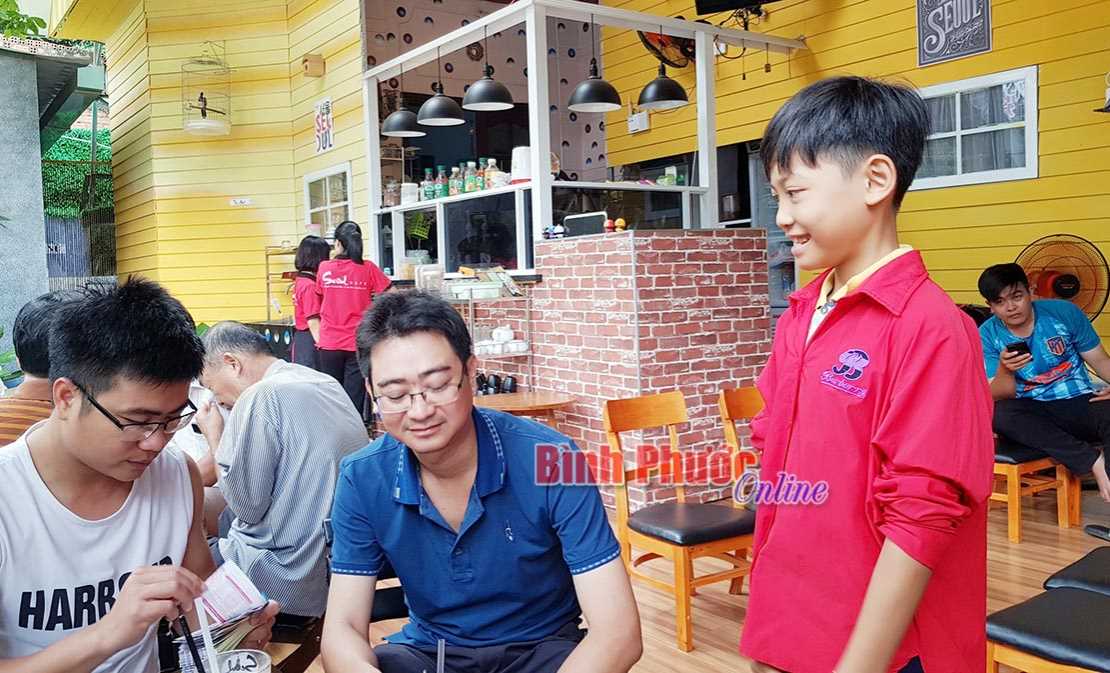 Nuôi giấc mơ trên những tập vé số Nuôi giấc mơ trên những tập vé số