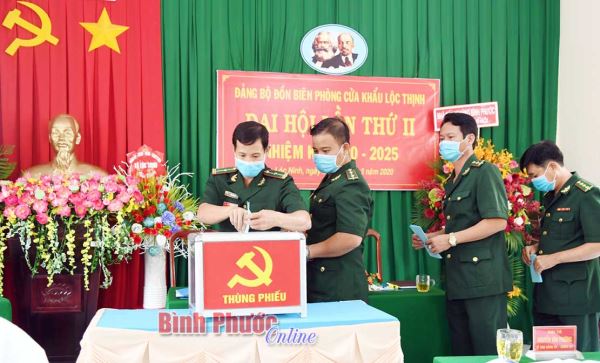 Đại hội điểm Đảng bộ Đồn biên phòng cửa khẩu Lộc Thịnh Đại hội điểm Đảng bộ Đồn biên phòng cửa khẩu Lộc Thịnh