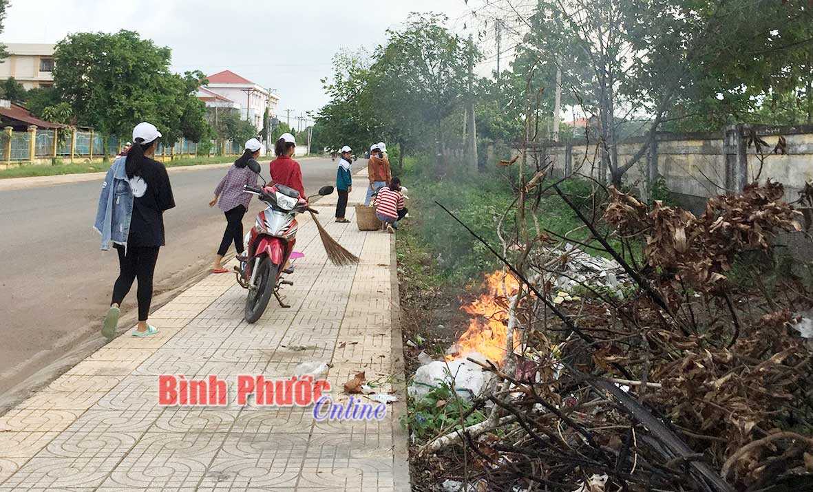 Trường phổ thông Dân tộc nội trú THPT tỉnh bảo vệ môi trường Trường phổ thông Dân tộc nội trú THPT tỉnh bảo vệ môi trường