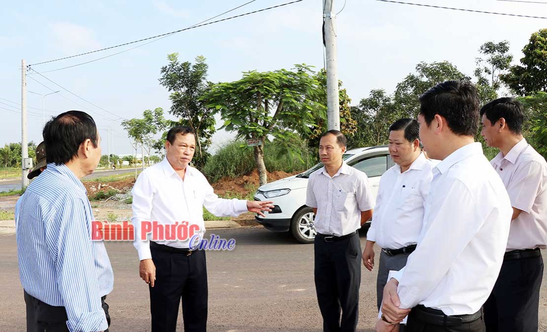 Lãnh đạo tỉnh tháo gỡ vướng mắc 2 dự án ở Tiến Hưng Lãnh đạo tỉnh tháo gỡ vướng mắc 2 dự án ở Tiến Hưng