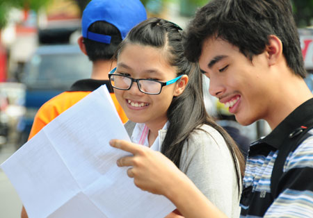 Kỳ thi tuyển sinh ĐH-CĐ 2014: Đề Văn đậm đặc cảm xúc yêu nước