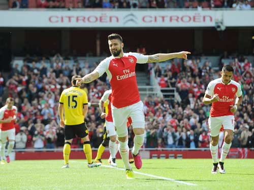 Arsenal soán ngôi nhì của Tottenham