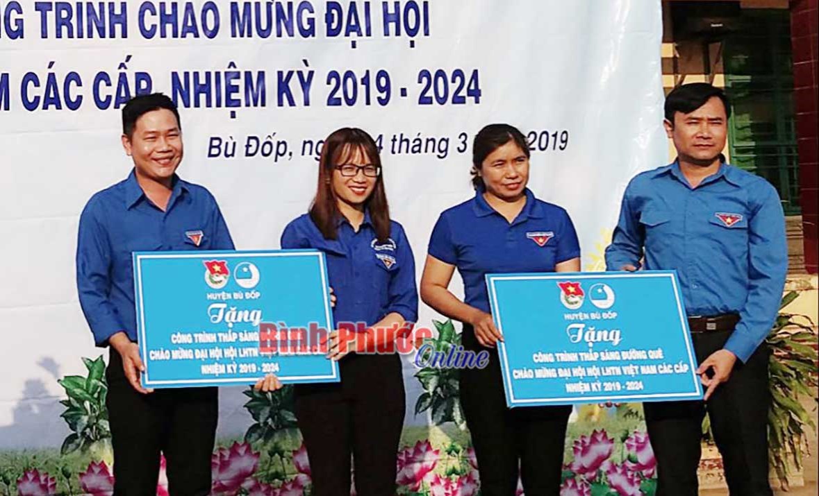 Tuổi trẻ Bù Đốp chung tay vì cộng đồng