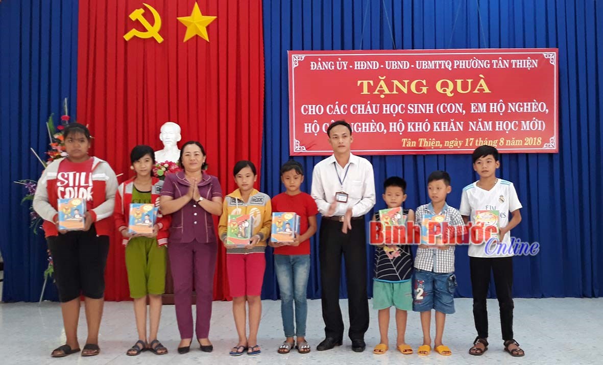 Phụ nữ Tân Thiện với mô hình thiện nhân Phụ nữ Tân Thiện với mô hình thiện nhân
