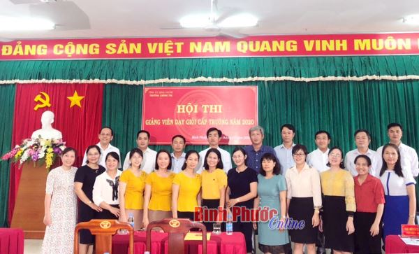Giảng viên Trường Chính trị tỉnh thi dạy giỏi