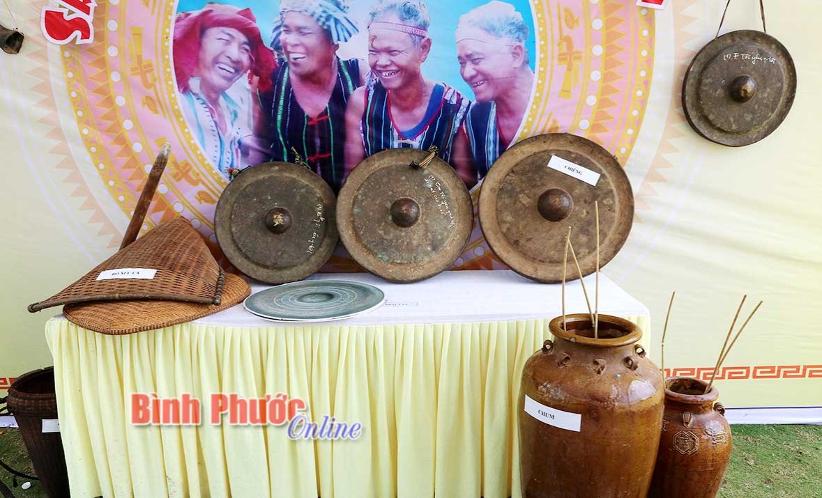 Độc đáo vật dụng của đồng bào S’tiêng Bình Phước Độc đáo vật dụng của đồng bào S’tiêng Bình Phước