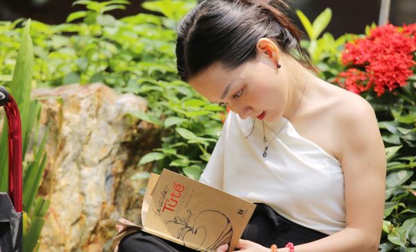 Hãy ở yên vì Trái Đất cần