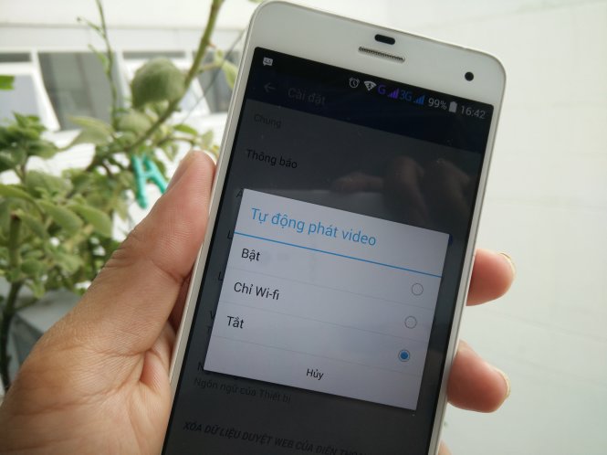 Cách không cho Facebook tự động phát video