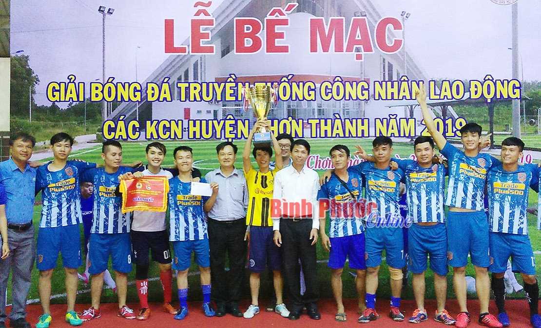 Bế mạc giải bóng đá công nhân, lao động năm 2019